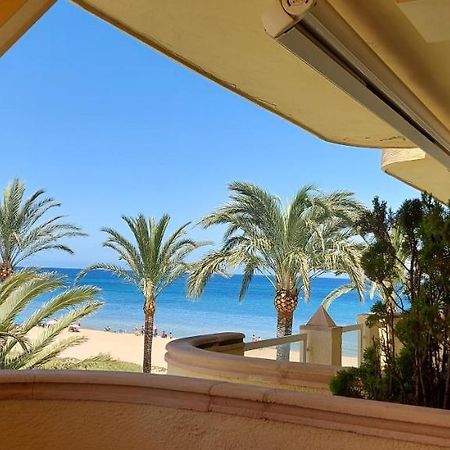 Estupendo Apartamento En Primera Linea De Playa Y Con Vistas Al Mar Denia Εξωτερικό φωτογραφία