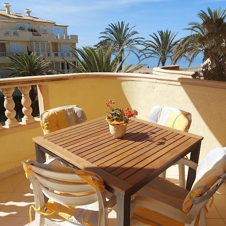 Estupendo Apartamento En Primera Linea De Playa Y Con Vistas Al Mar Denia Εξωτερικό φωτογραφία