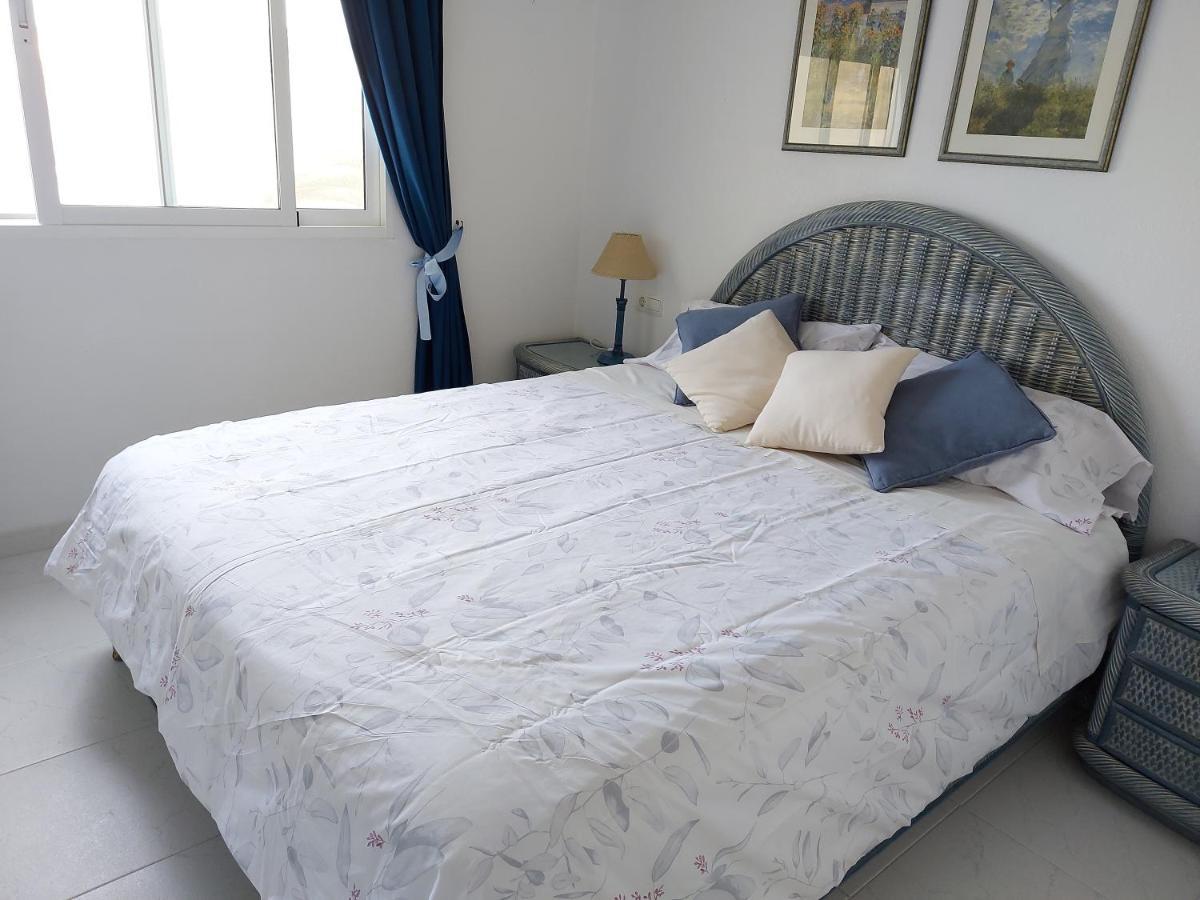 Estupendo Apartamento En Primera Linea De Playa Y Con Vistas Al Mar Denia Εξωτερικό φωτογραφία