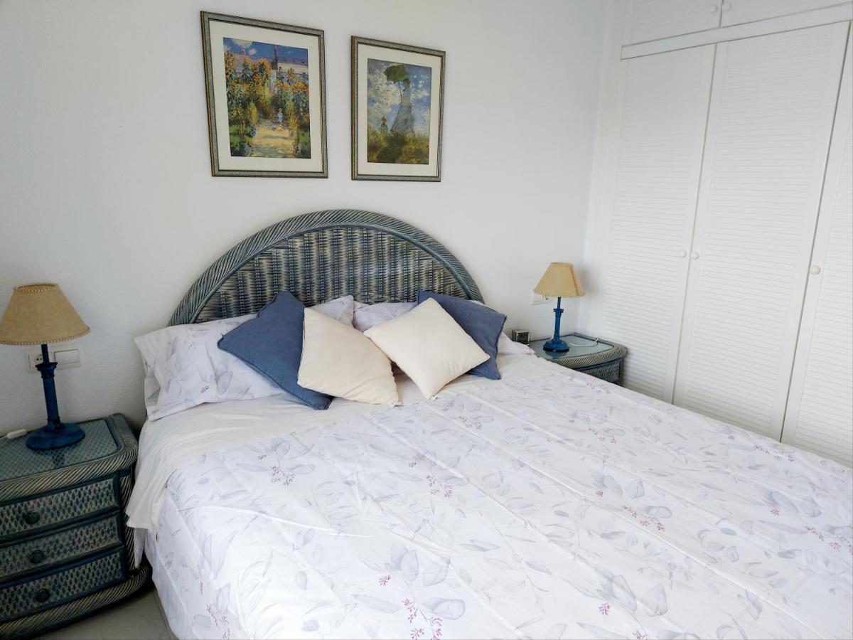 Estupendo Apartamento En Primera Linea De Playa Y Con Vistas Al Mar Denia Εξωτερικό φωτογραφία