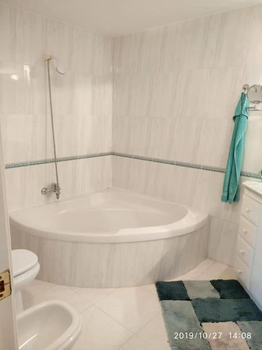 Estupendo Apartamento En Primera Linea De Playa Y Con Vistas Al Mar Denia Εξωτερικό φωτογραφία